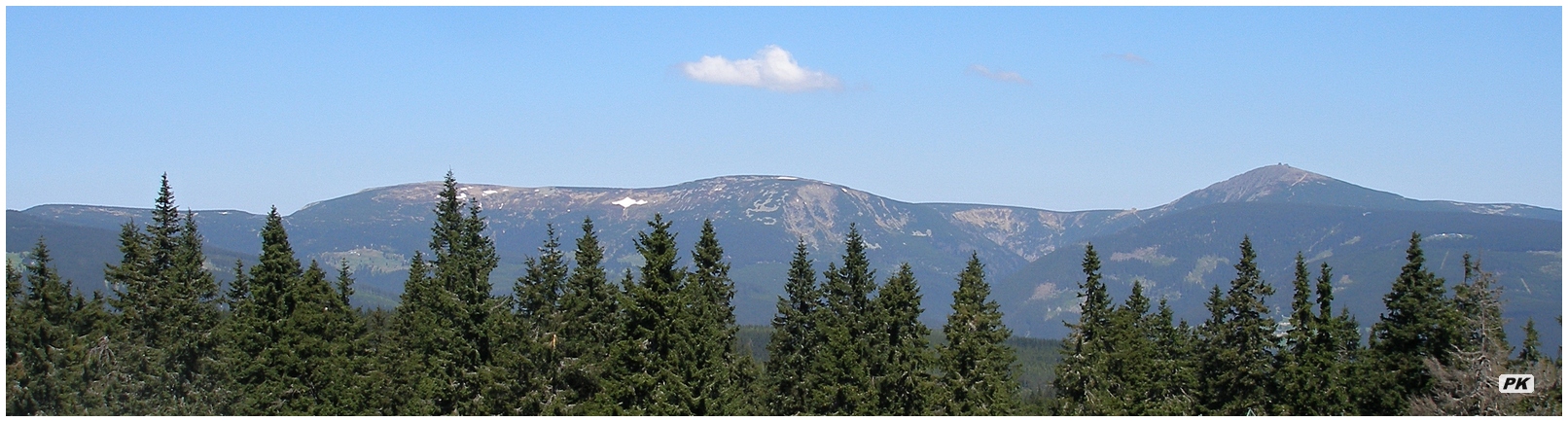 Panorama Krkonoš od Hotelu Černá Bouda